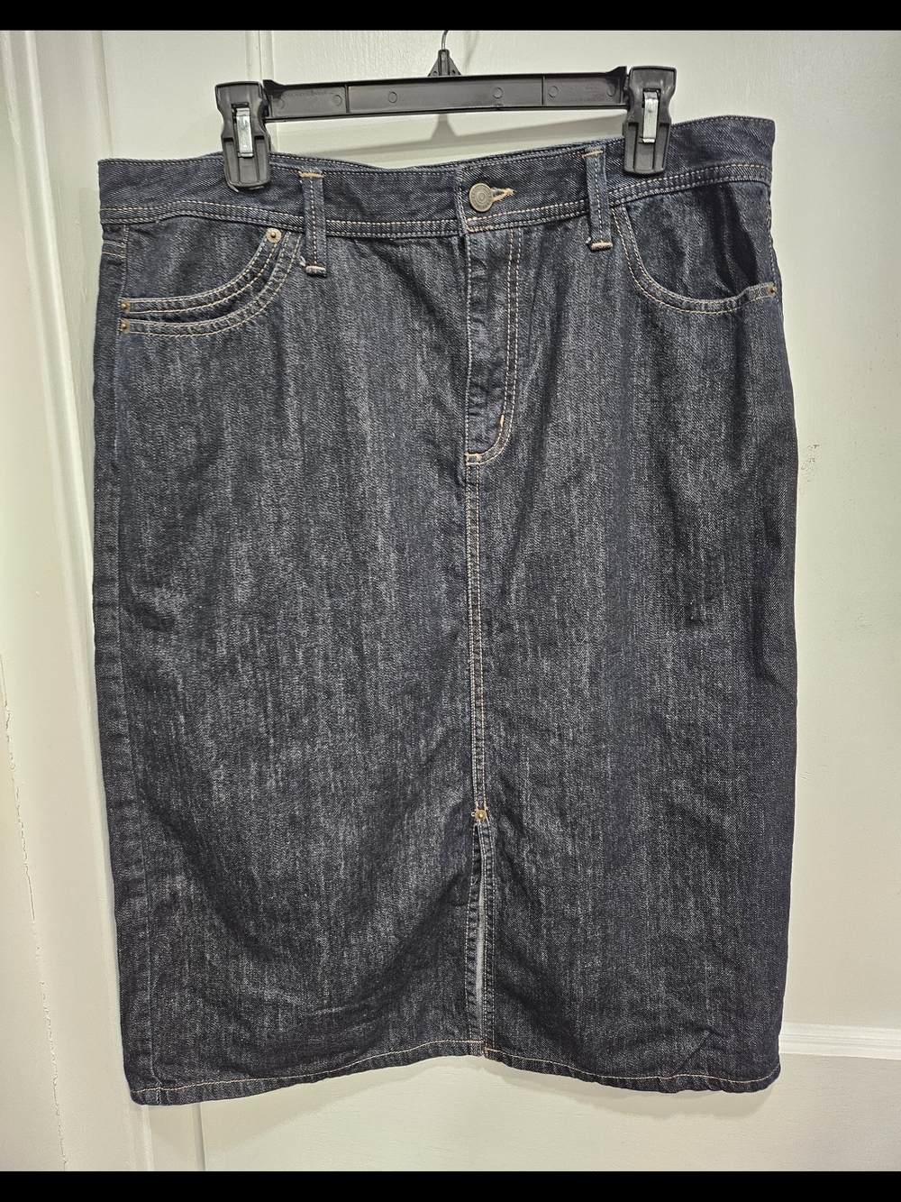 Eddie Bauer Dark Wash Denim Pencil Skirt
